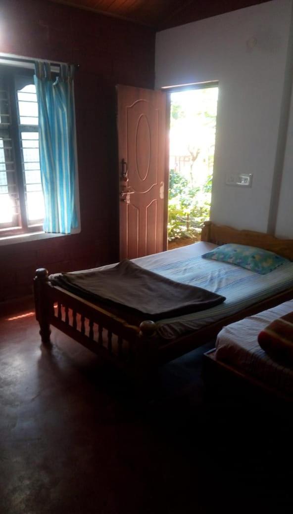 Somvārpet Athena Homestay מראה חיצוני תמונה